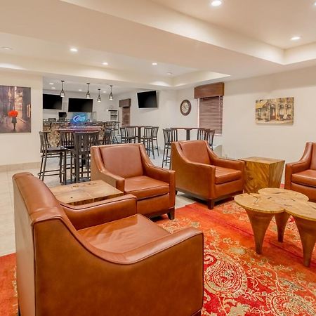 Landmark Suites - Williston Esterno foto