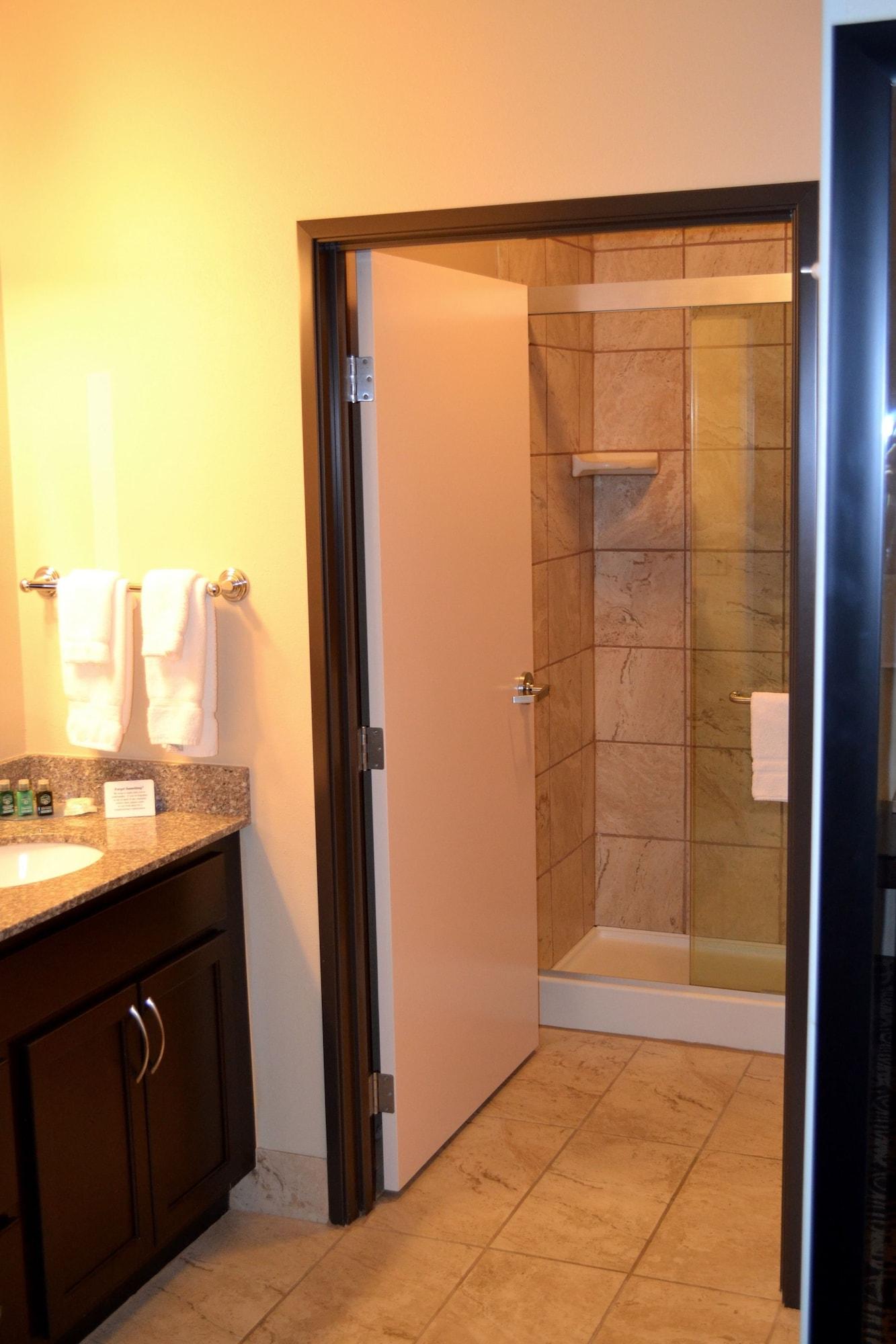 Landmark Suites - Williston Esterno foto