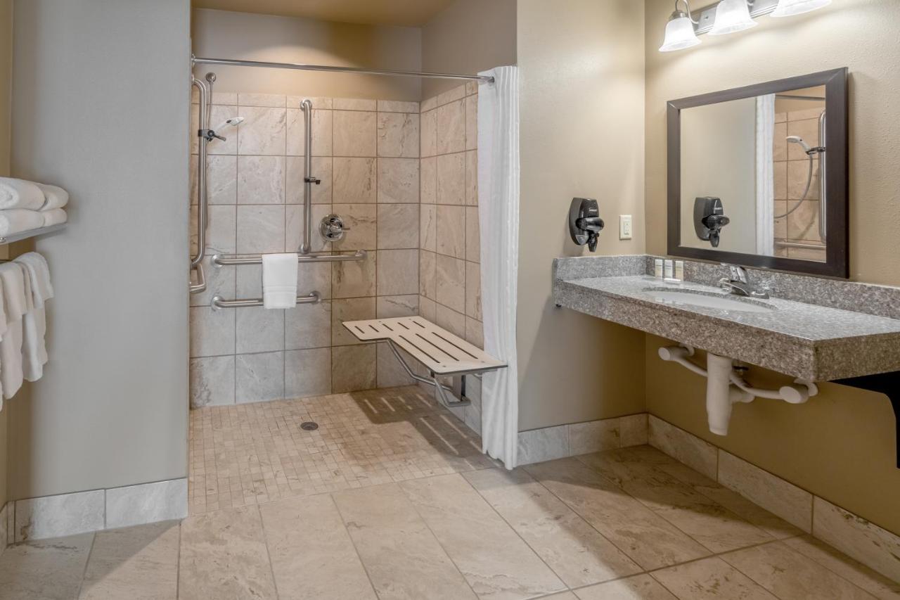 Landmark Suites - Williston Esterno foto