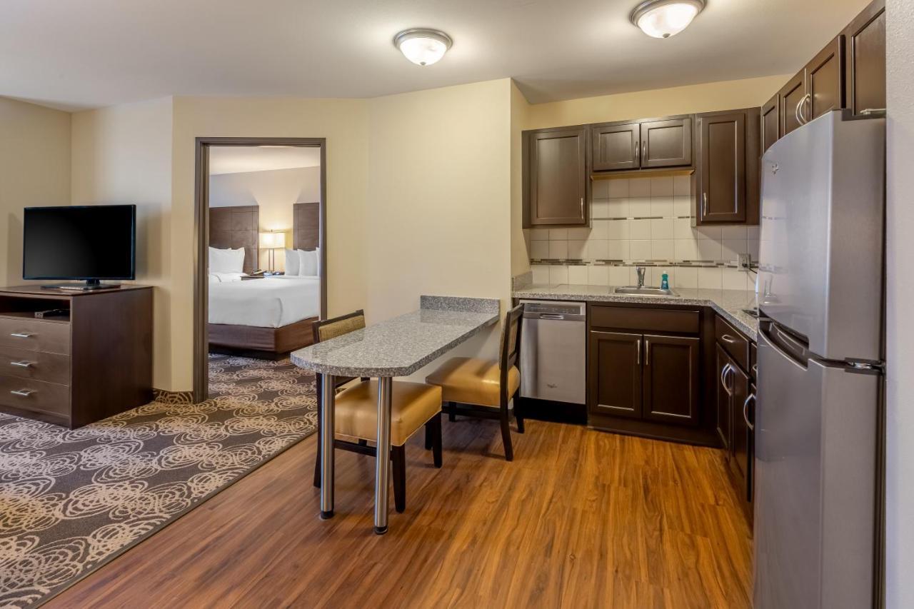 Landmark Suites - Williston Esterno foto