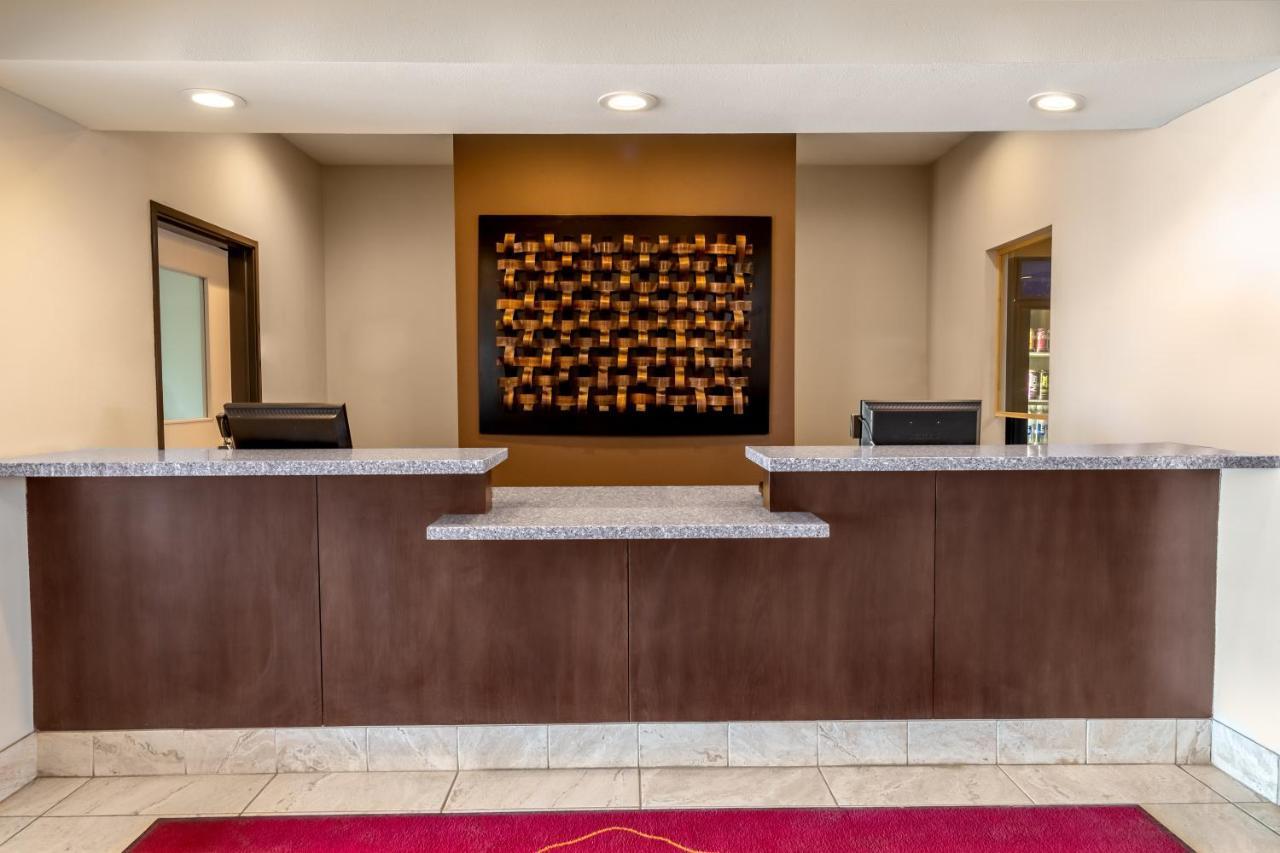 Landmark Suites - Williston Esterno foto