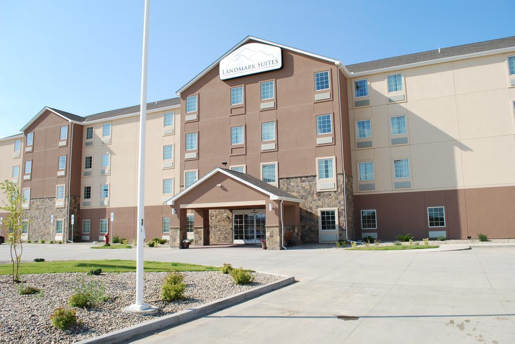 Landmark Suites - Williston Esterno foto