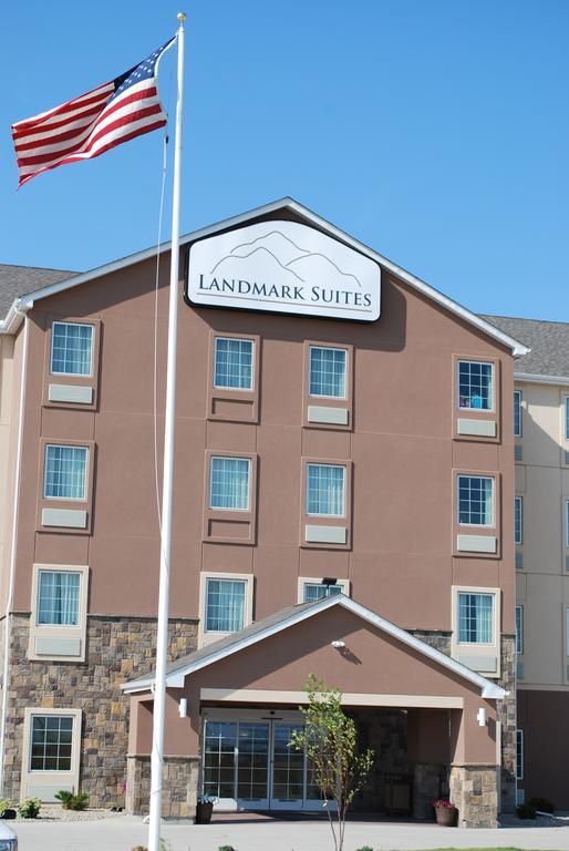 Landmark Suites - Williston Esterno foto