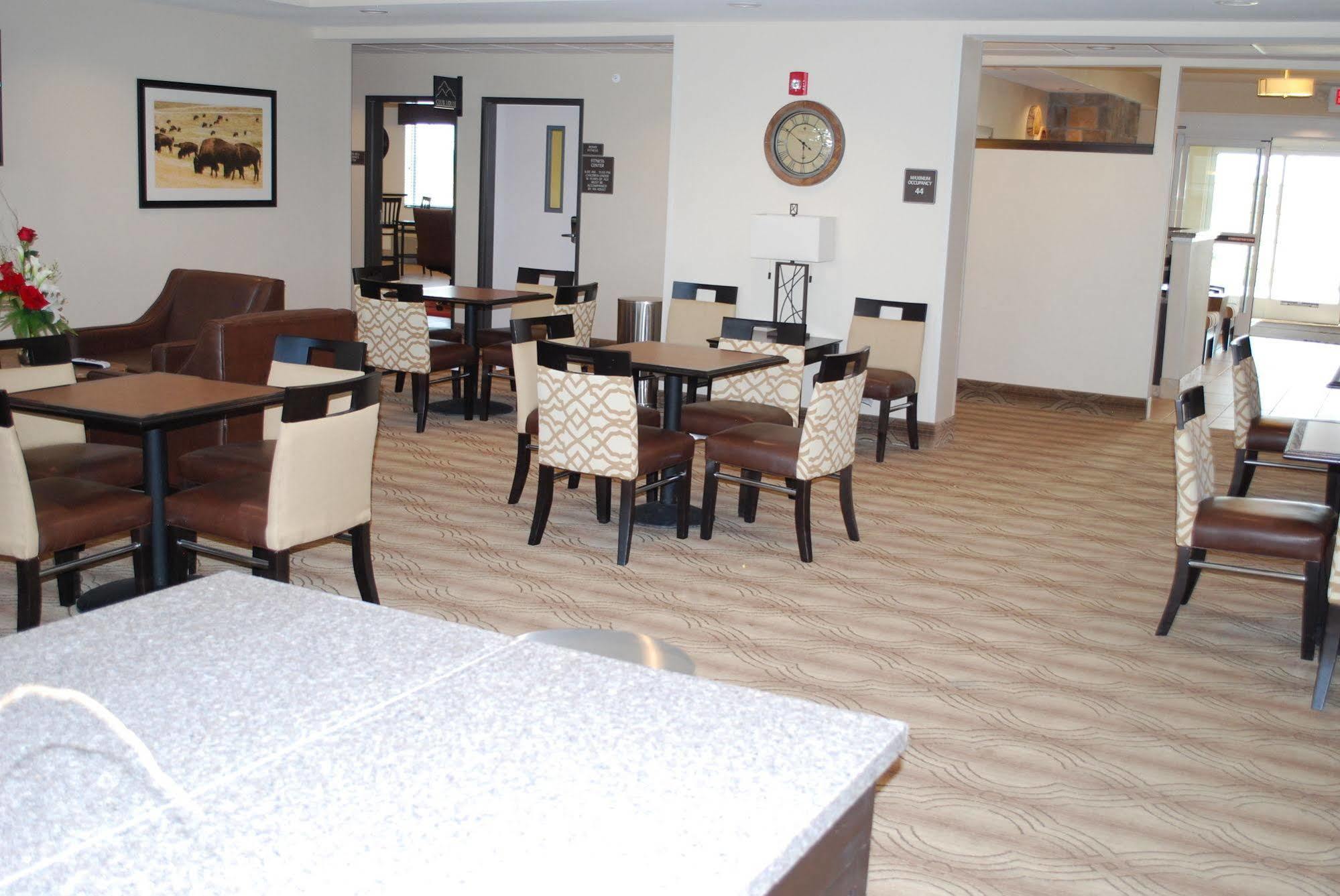 Landmark Suites - Williston Esterno foto